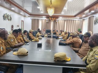 Rapat forkopimda Pemkab Puncak atasi bencana alam. Foto: Diskominfo Puncak.