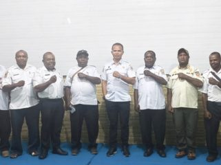 ASN asal Dogiyai yang bertugas di lingkungan Pemprov Papua Tengah berfoto bersama usai menggelar rakor. (Foto dok: IST) 