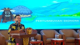 Kepala Perwakilan Bank Indonesia Provinsi Papua, Warsono saat membuka kegiatan HLM dan Capacity Building TPID di Grand Baliem Hotel, Wamena, Papua Pegunungan. (Foto dok: BI Papua)