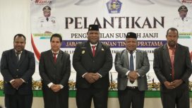 Pelantikan dan pengambilan sumpah janji Jabatan tinggi pratama di lingkungan Kabupaten Jayawijaya. (Foto dok: Media Bupati Jayawijaya)