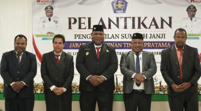 Pelantikan dan pengambilan sumpah janji Jabatan tinggi pratama di lingkungan Kabupaten Jayawijaya. (Foto dok: Media Bupati Jayawijaya)