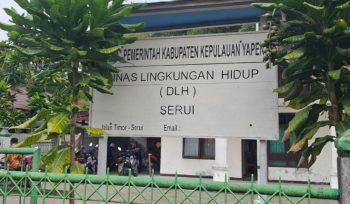 Kantor Dinas Lingkungan Hidup (DLH) Kabupaten Kepulauan Yapen di Serui. (KabarPapua.co/Ainun Faathirjal) 
