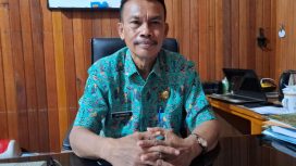 Kepala DPMK Kabupaten Kepulauan Yapen, Jan Lermatan. (KabarPapua.co/Ainun Faathirjal)