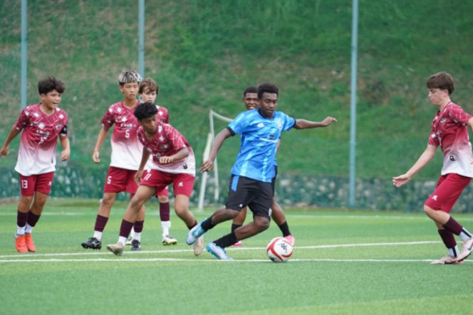 
					Dicky C. Marani dalam aksinya pada Turnamen International Football Championship 2026 di Malaysia. (Foto dok: PTFI)
