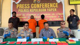 Kapolres Kepulauan Yapen AKBP Diaritz Felle saat memberikan keterangan dalam konferensi pers pengungkapan kasus dugaan peredaran narkotika. (KabarPapua.co/Ainun Faathirjal)