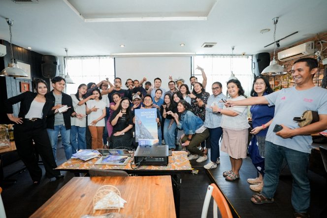 
					Peluncuran buku Mengintip Sepotong Surga yang diluncurkan di Alenia Papua Coffee & KItchen Jakarta, Sabtu 29 Agsstus 2026.  Foto: ist
