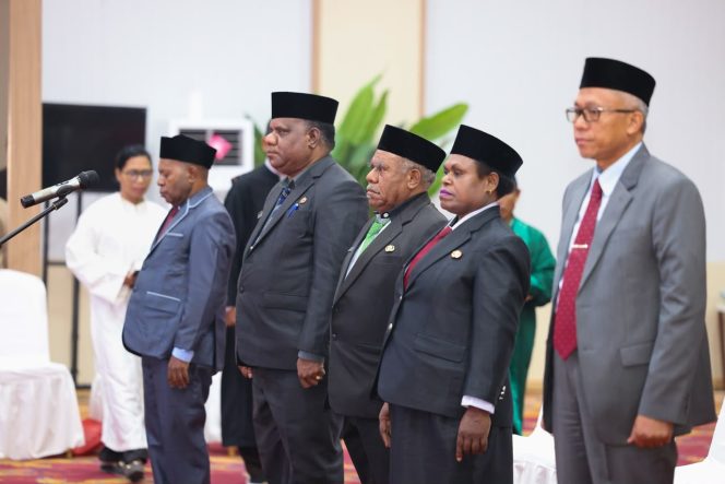 
					Pelantikan 5 Pejabat Tinggi Pratama di Pemprov Papua Tengah. Foto: ist