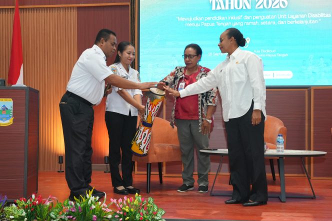 
					Pembukaan FGD yang diinisiasi Dinas Pendidikan Provinsi Papua Tengah untuk Anak Berkebutuhan Khusus (ABK). Foto: Humas PPT 