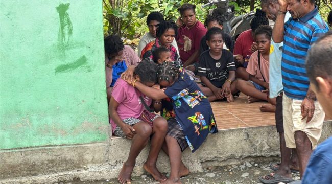 Demerina Uwamang, salah satu korban penculikan dan penyanderaan di Distrik Jila, Kabupaten Mimika akhirnya dikembalikan kepada pihak keluarga di Timika pada Jumat 25 September 2026.Foto: Satgas Damai Cartenz