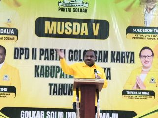 Ketua Harian DPD I Partai Golkar Provinsi Papua Tengah Willem Wandik, saat hadiri Musda V Partai Golkar Kabupaten Mimika. (Foto dok: IST)