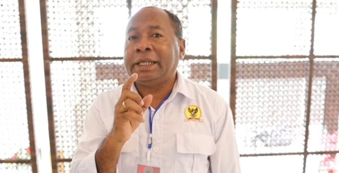 
					kepala Kantor Perwakilan Komnas HAM Papua, Frits Ramandey. Foto: Tribratanews.com