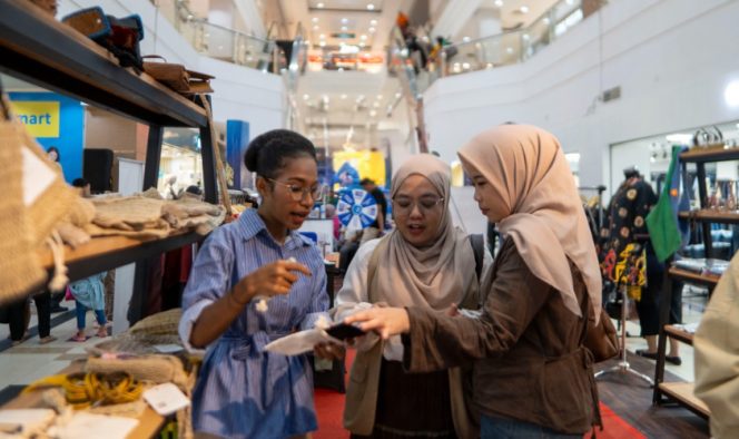 
					Suasana UMKM dalam kegiatan ISEF ke-13 Tahun 2026 di Jakarta. (Foto dok: BI Papua)