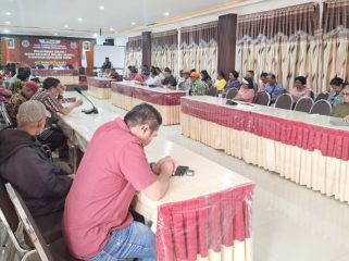 Musyawarah Cabang IKEMAL Yapen diikuti perwakilan empat kerukunan keluarga Maluku di Kabupaten Kepulauan Yapen. (KabarPapua.co/Ainun Faathirjal)