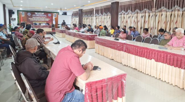 Musyawarah Cabang IKEMAL Yapen diikuti perwakilan empat kerukunan keluarga Maluku di Kabupaten Kepulauan Yapen. (KabarPapua.co/Ainun Faathirjal)