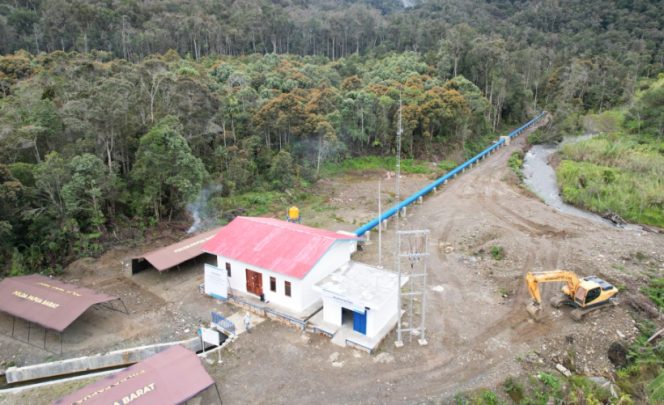 
					PLTMH Anggi di Kabupaten Pegunungan Arfak, Papua Barat, memanfaatkan energi air sebagai sumber energi bersih untuk mendukung keandalan pasokan listrik. (Foto dok: PLN UIB Papua dan Papua Barat)