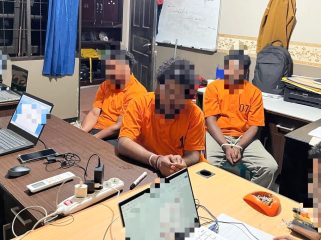 Satgas Kepolisian Operasi Damai Cartenz-2026 menangkap 3 orang terduga kepemilikan dan peredaran amunisi ilegal di Kabupaten Mimika, Provinsi Papua Tengah. Foto: Satgas Damai Cartenz